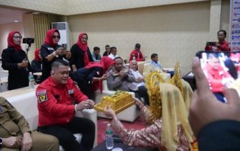 Tokoh Pers dan Pejabat Daerah Hadiri Rakerpus Aliansi Media Indonesia 2025 di Pekanbaru