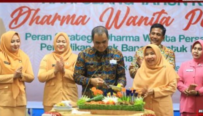 *HUT DWP Ke-26 Tingkat Kabupaten Rokan Hulu : Yeni Dwi Putri Tekankan Peran Strategis Perempuan Menuju Indonesia Emas 2045