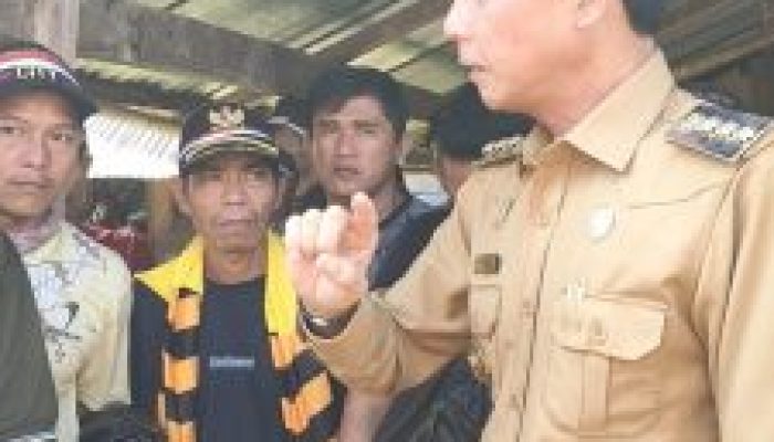 Gusril Pausi Kunjungi Anak Korban Asusila