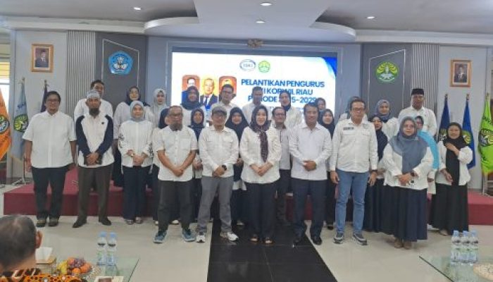 Kukuhkan Pengurus Baru, ISKI Riau Fokus Kawal Etika Komunikasi di Era Digital