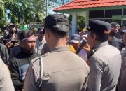 Kapolres Kaur Turun Langsung Kawal Aksi UNRAS GMMSB, Pastikan Pengamanan Humanis dan Kondusif