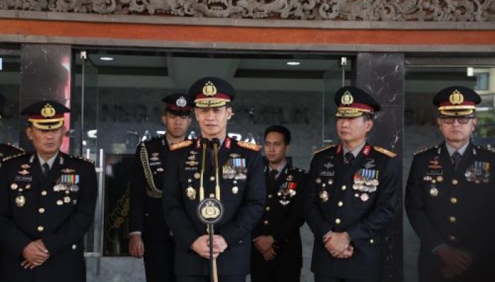 Polda Bali Kirim 5 Truk Bantuan untuk Korban Bencana Alam di NTT